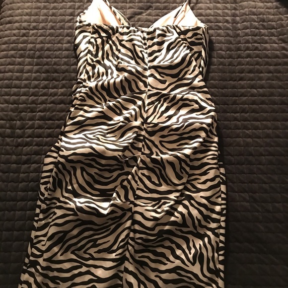 Zebra Dress - Picture 2 of 4